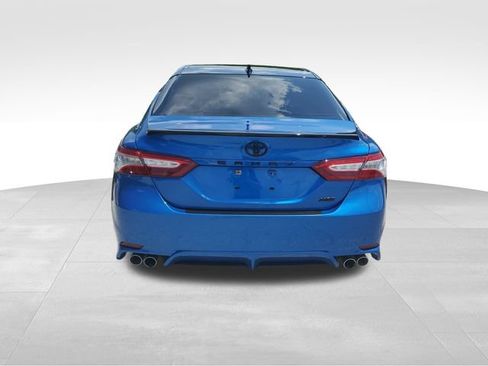 Used 2020 Toyota Camry XSE w/ Navigation Package FWD image 5