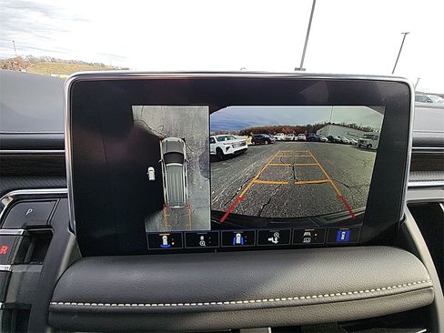 Certified 2024 Chevrolet Tahoe Premier w/ Premium Package image 22