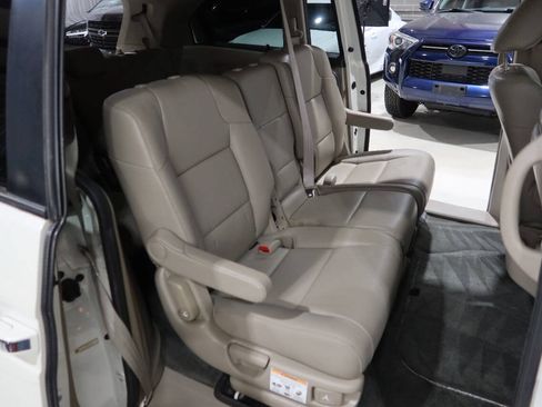 Used 2016 Honda Odyssey EX-L image 15