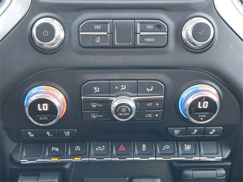 Used 2021 GMC Sierra 1500 SLT image 19