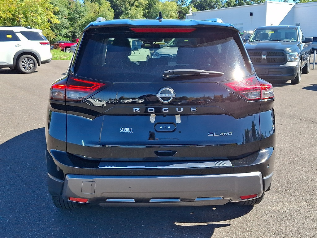 Certified 2024 Nissan Rogue SL w/ SL Premium Package AWD/4WD image 5