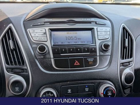 Used 2011 Hyundai Tucson GLS FWD image 20