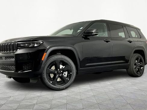 New 2025 Jeep Grand Cherokee L Altitude image 1