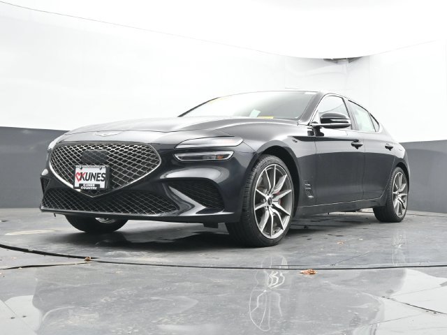Used 2025 Genesis G70 2.5T AWD/4WD image 47