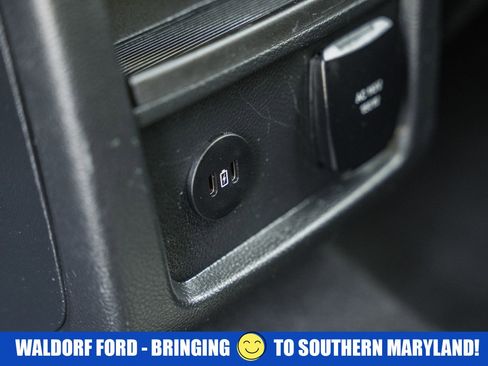 Certified 2024 Ford Edge SEL w/ Convenience Package image 38