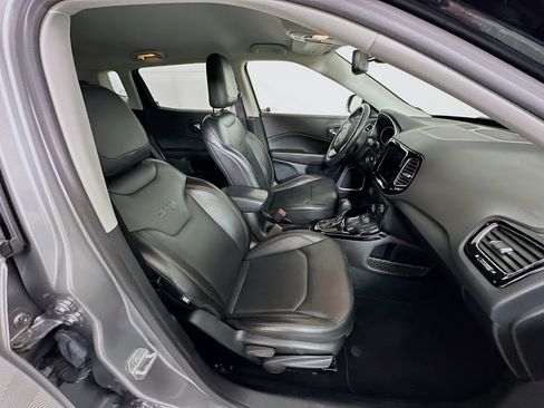 Used 2020 Jeep Compass Limited image 29