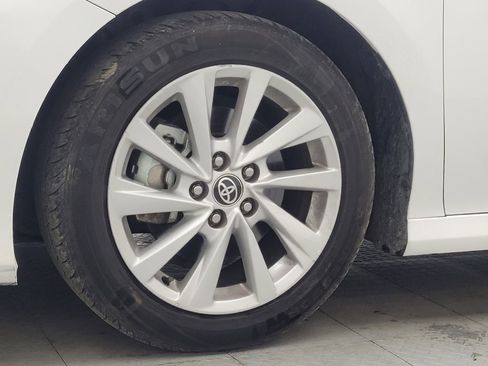 Used 2024 Toyota Camry LE FWD image 31