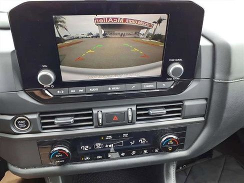 Certified 2024 Nissan Pathfinder S image 15