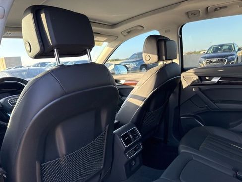 Used 2018 Audi Q5 2.0T Premium image 11