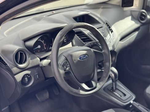 Used 2016 Ford Fiesta S image 2