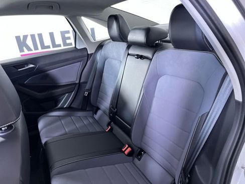 New 2026 Volkswagen Jetta SE image 22