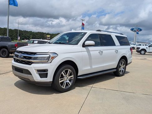 Used 2023 Ford Expedition Max Limited RWD image 4