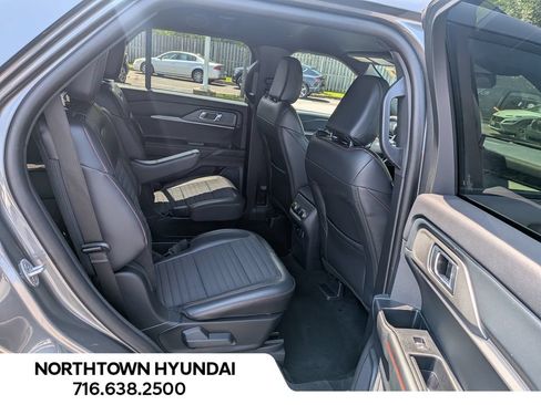 Used 2026 Ford Explorer ST-Line AWD/4WD image 35