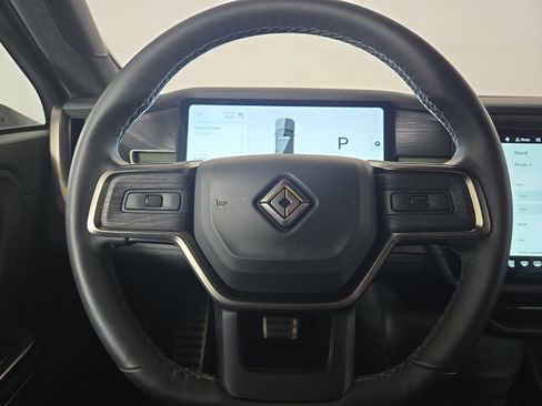 Used 2024 Rivian R1S Adventure AWD/4WD image 28