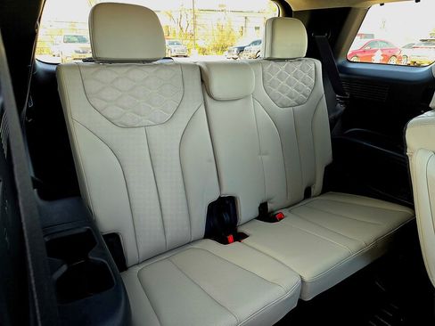 Used 2022 Hyundai Palisade Limited image 29