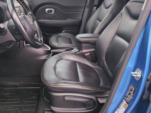 Used 2016 Kia Soul + w/ Designer's Package image 15