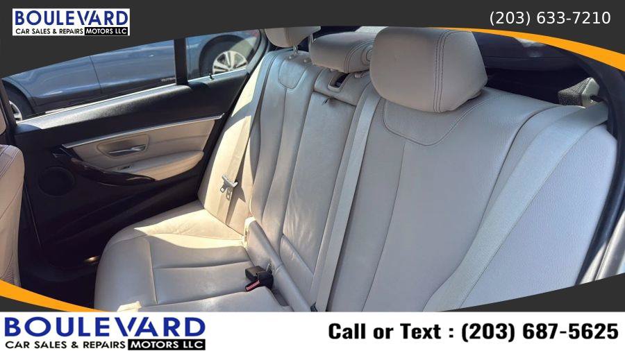 Used 2017 BMW 330i xDrive Sedan AWD/4WD image 33