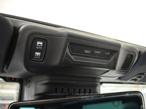 Used 2024 Jeep Wrangler High Altitude AWD/4WD image 39