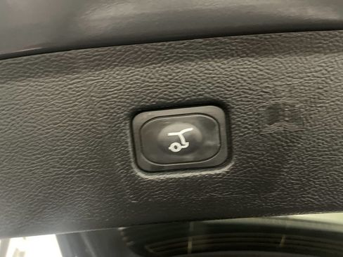 Used 2023 Ford Edge SEL w/ Convenience Package AWD/4WD image 28