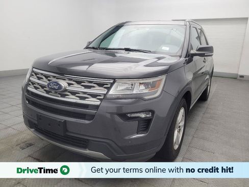 Used 2018 Ford Explorer XLT w/ Equipment Group 202A FWD image 1