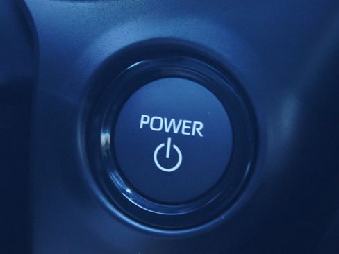 Used 2026 Toyota Sienna XSE image 6