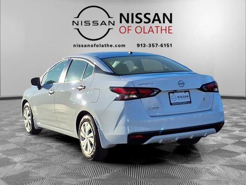 Certified 2025 Nissan Versa S w/ Trunk Package image 3