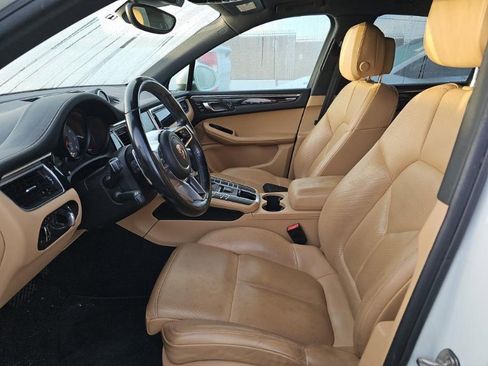 Used 2018 Porsche Macan S w/ Premium Package Plus image 5