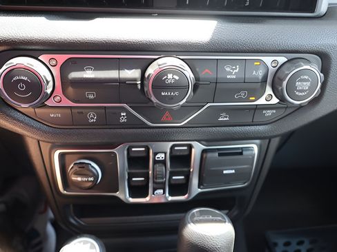 New 2026 Jeep Gladiator Sport AWD/4WD image 14