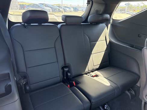 New 2026 Chevrolet Traverse Z71 AWD/4WD image 24