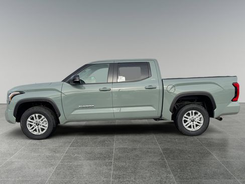 New 2026 Toyota Tundra SR5 image 2