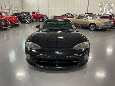 Used 1994 Dodge Viper RT/10 image 7