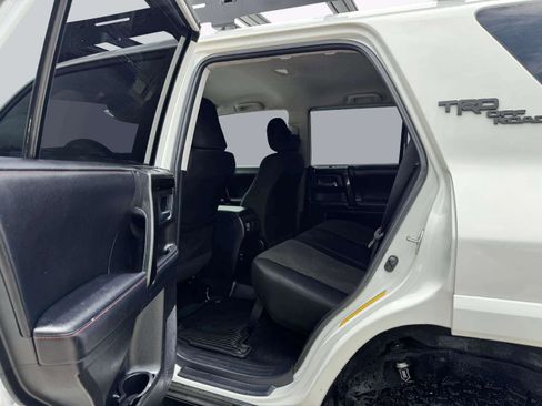 Used 2019 Toyota 4Runner TRD Off-Road AWD/4WD image 36