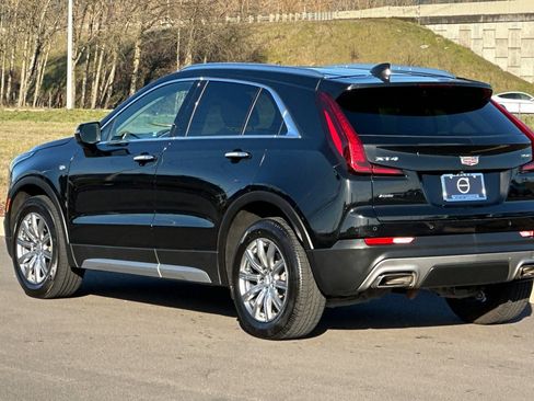 Used 2023 Cadillac XT4 Premium Luxury image 5