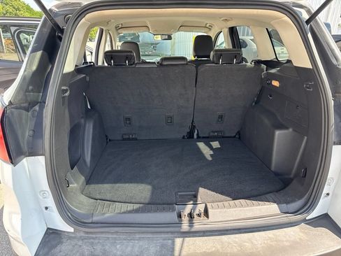Used 2019 Ford Escape SE AWD/4WD image 12