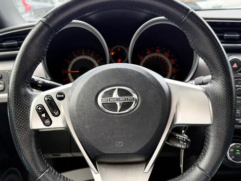 Used 2014 Scion tC FWD image 12
