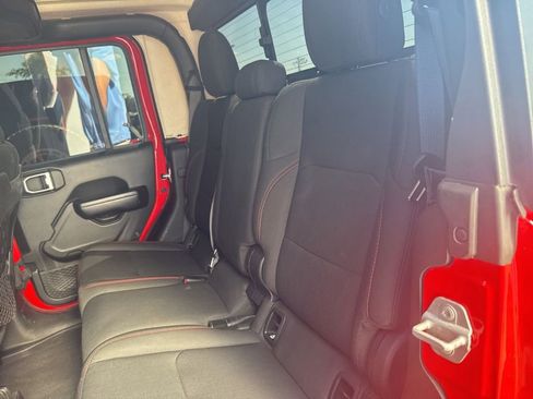 Used 2020 Jeep Gladiator Rubicon image 27