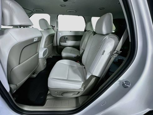 New 2026 Hyundai Palisade FWD Hybrid image 17