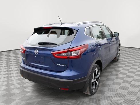 Used 2021 Nissan Rogue Sport SL w/ Premium Package image 5