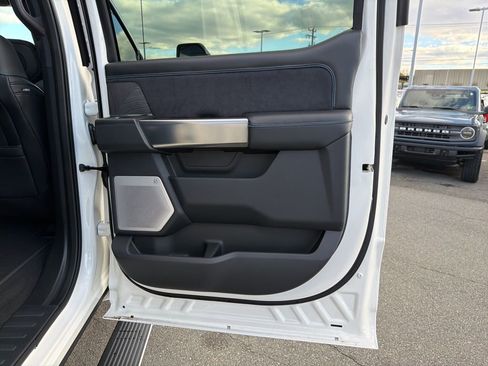 New 2025 Ford F250 Platinum image 20