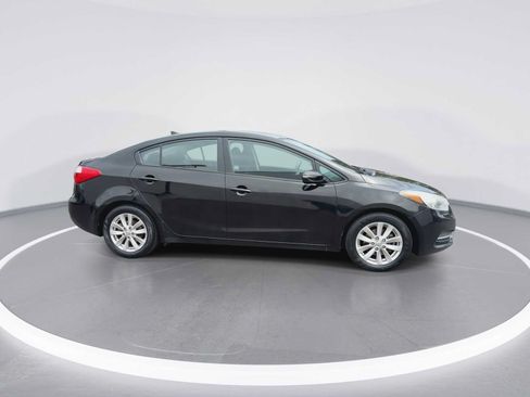 Used 2016 Kia Forte LX w/ LX Popular Plus Package FWD image 9