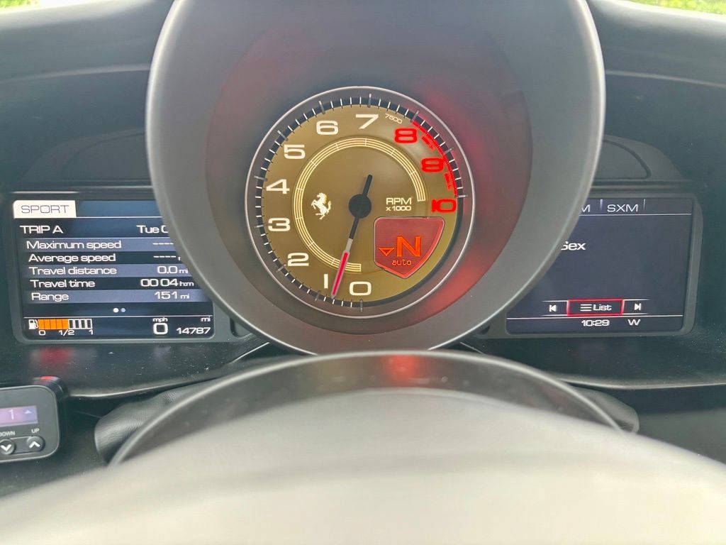 Used 2018 Ferrari 488 Spider RWD image 16