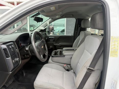 Used 2018 Chevrolet Silverado 3500 W/T RWD image 27