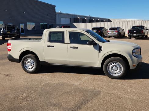 New 2025 Ford Maverick XL w/ Equipment Group 102A image 5