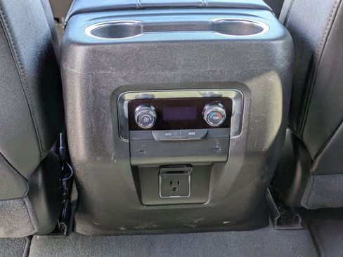 Used 2025 Chevrolet Tahoe LT AWD/4WD image 26