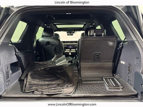 Used 2025 Lincoln Navigator Reserve w/ Jet Appearance Package AWD/4WD image 30