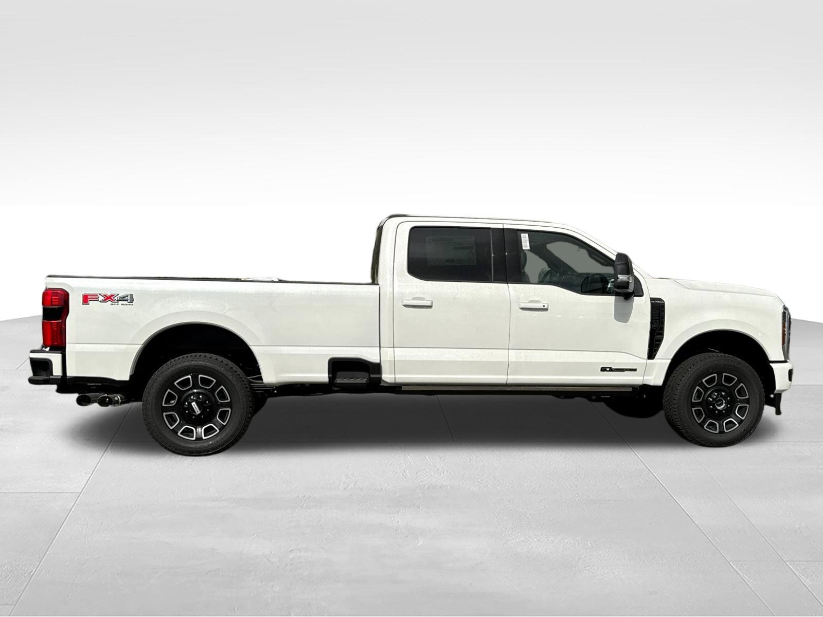 New 2026 Ford F250 Platinum AWD/4WD image 2