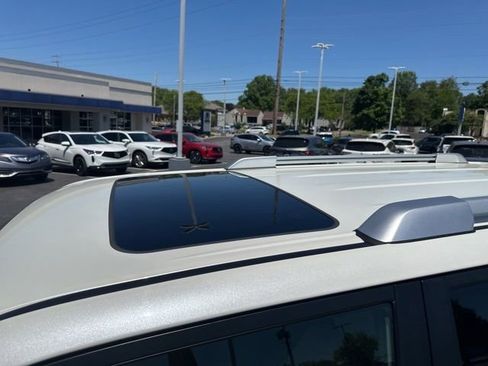 Used 2023 Toyota 4Runner Limited AWD/4WD image 7