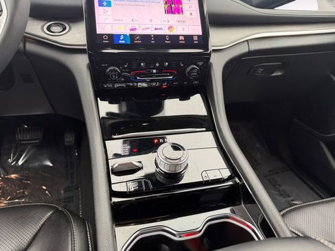 Used 2023 Jeep Grand Cherokee 4WD 4xe w/ Luxury Tech Group II image 11