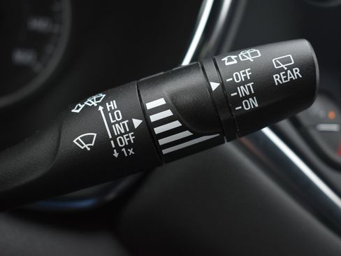 Used 2024 Chevrolet Blazer LT w/ Sound & Technology Package image 24