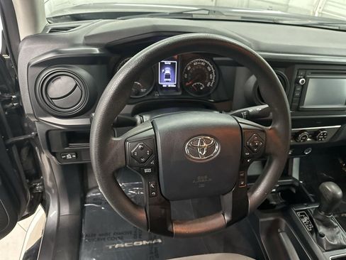 Used 2019 Toyota Tacoma SR w/ SR Convenience Package image 11